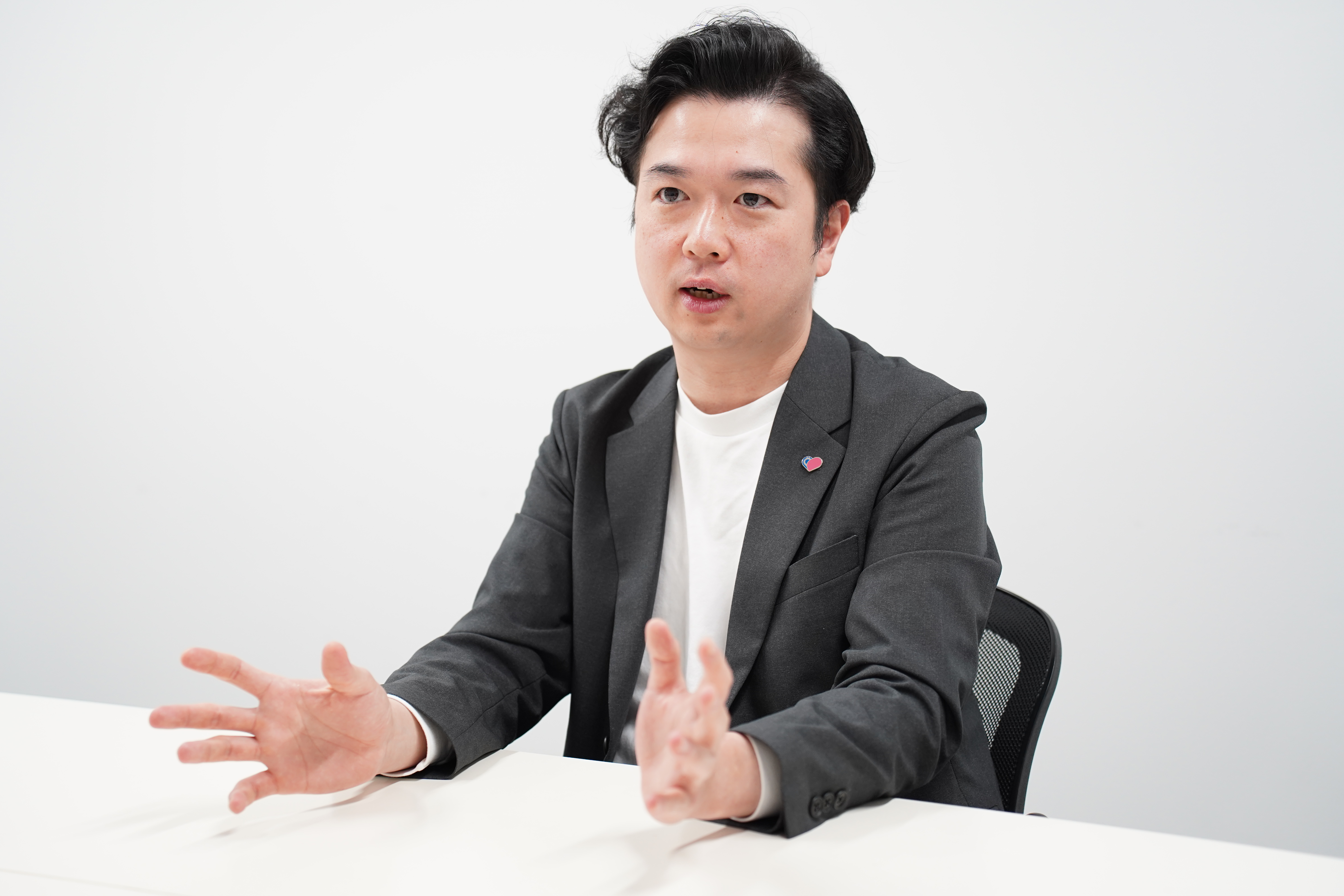 Ubieの代表取締役 医師、阿部吉倫さん